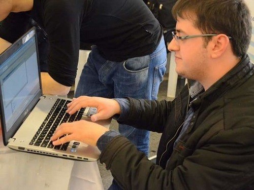 odtu.kku.mekatronik.2014.jpg - Orta Doğu Teknik Üniversitesi Robot Yarışması - Yük. Müh. Muhammet Ali Köker